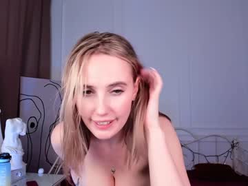 webcam girl shine_luna today image #3863112