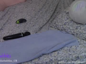 webcam girl blue_bubbles118 today image #973913