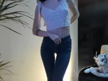 webcam girl sofiaandwonderland today image #2531782