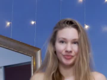 webcam girl teonasafina__ today image #3663757
