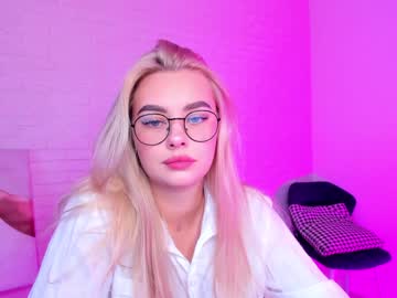 webcam girl 8a8y_nura today image #1399576