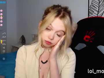 webcam girl small_blondee today image #3769799