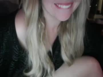 webcam girl bekbabyg today image #1321640