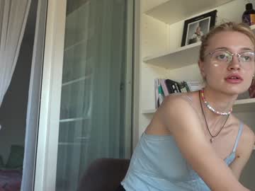 webcam girl joobeelee today image #1299434