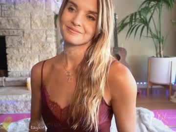 webcam girl phoenix_taylor today image #1469138