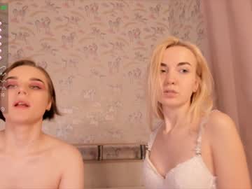 webcam girl unicorngirls today image #1438730
