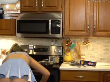 webcam girl 19honeysuckle today image #2933528