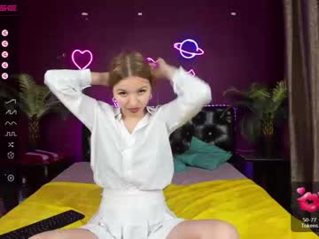 webcam girl britney_presty today image #2201529