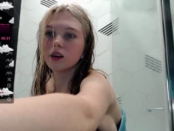 webcam girl small_blondee today image #2586448