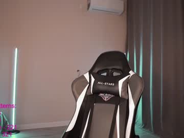 webcam girl lindamei today image #2105980