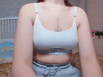 webcam girl smiles_energy today image #3983809