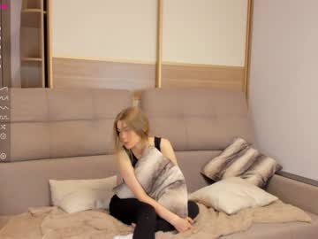 webcam girl gracelee__ today image #3813478