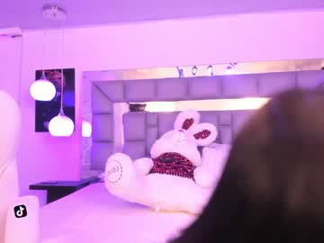 webcam girl isabella_torres_ today image #2057446