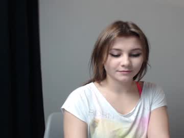 webcam girl relax_nina today image #682444