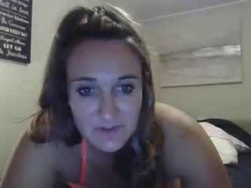 webcam girl kyjelly420420 today image #2740592