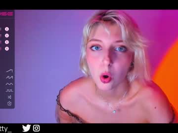 webcam girl lit1le_kitty_ today image #2703907