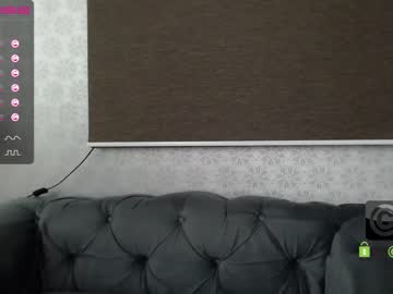 webcam man isaac_moris_ today image #1924390