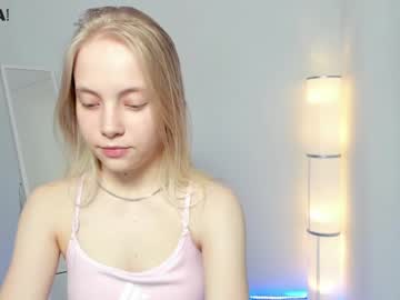webcam girl appr0ved today image #1853246