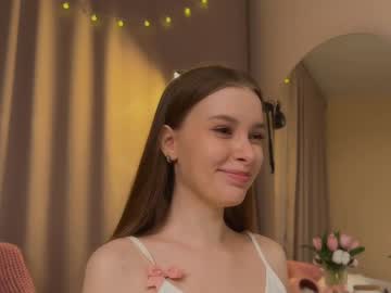 webcam girl sophiephoria today image #4047580