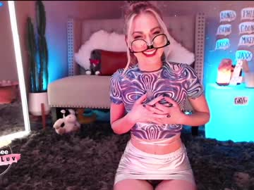 webcam girl aubrilee today image #3112673