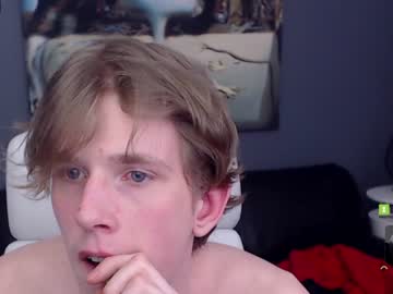 webcam man isaac_moris_ today image #1381387