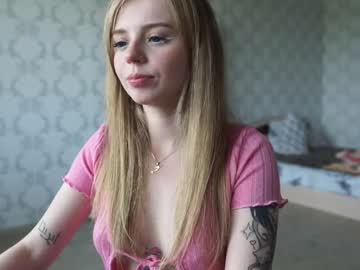 webcam girl holydumplings today image #1867445
