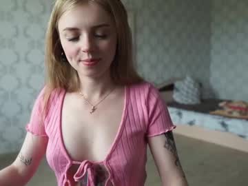 webcam girl holydumplings today image #1867521