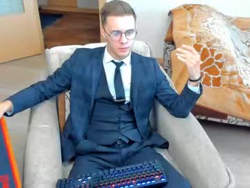 webcam man successful_lama today image #4020995