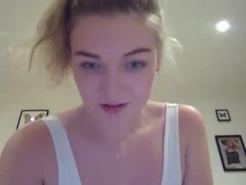 webcam girl redroseldn today image #3749873