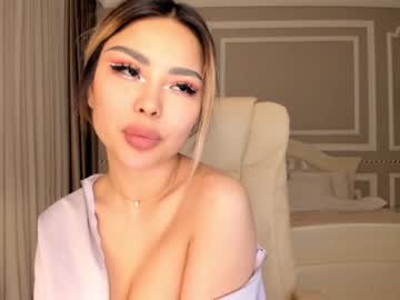 webcam girl bae_suz today image #1188375