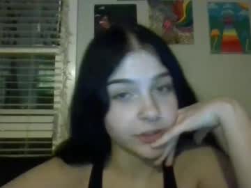 webcam girl kyky_baby444 today image #4068034