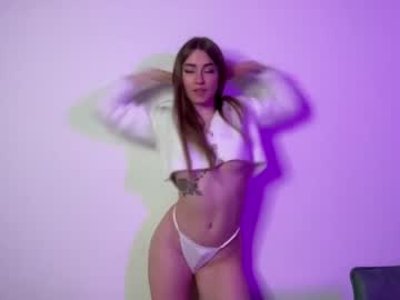 webcam girl strawberryjamx today image #3577997