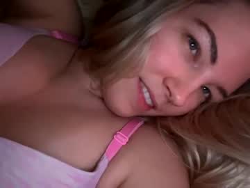 webcam girl mariah95 today image #2132660