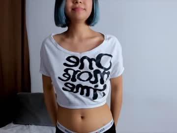 webcam girl xen_cy today image #1905437