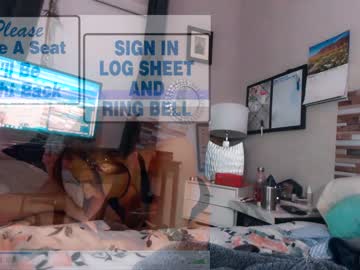 webcam couple pullherpantiesoff today image #1407128