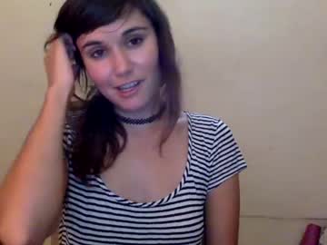 webcam girl ericarae91 today image #586378