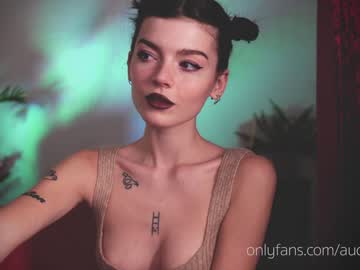 webcam girl auddicted today image #199201
