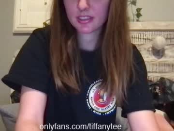 webcam girl tiffanytee2 today image #3625066