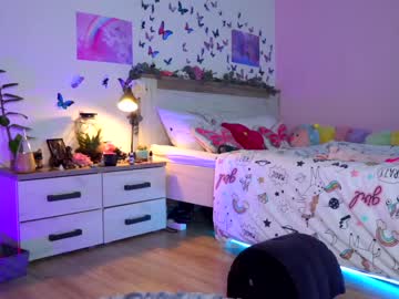 webcam girl juicyandthepussyblvd today image #1448987