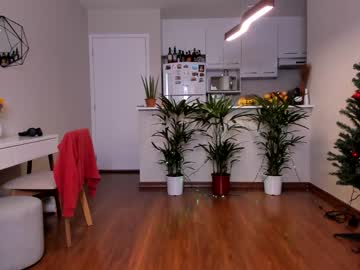 webcam girl nikkisweetie today image #817770