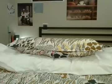 webcam girl into_the_panda today image #1054311