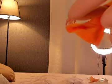 webcam girl crystalreves today image #1420587