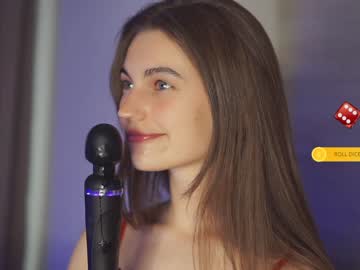 webcam girl hoolybunny today image #2090359